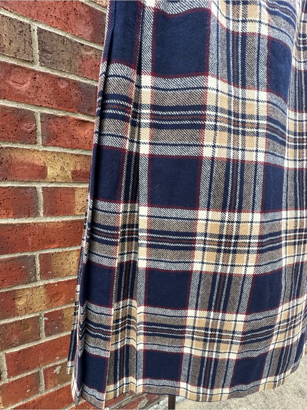 Pitlochry Knitwear Made In Scotland Pure New Wool Tartan Wrap Fringe Skirt Prep - Picture 6 of 16
